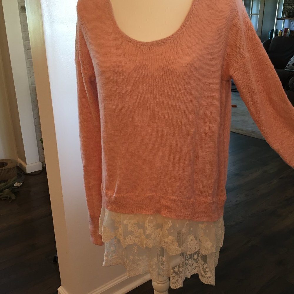 Mossimo Pink sweater with lace bottom size M